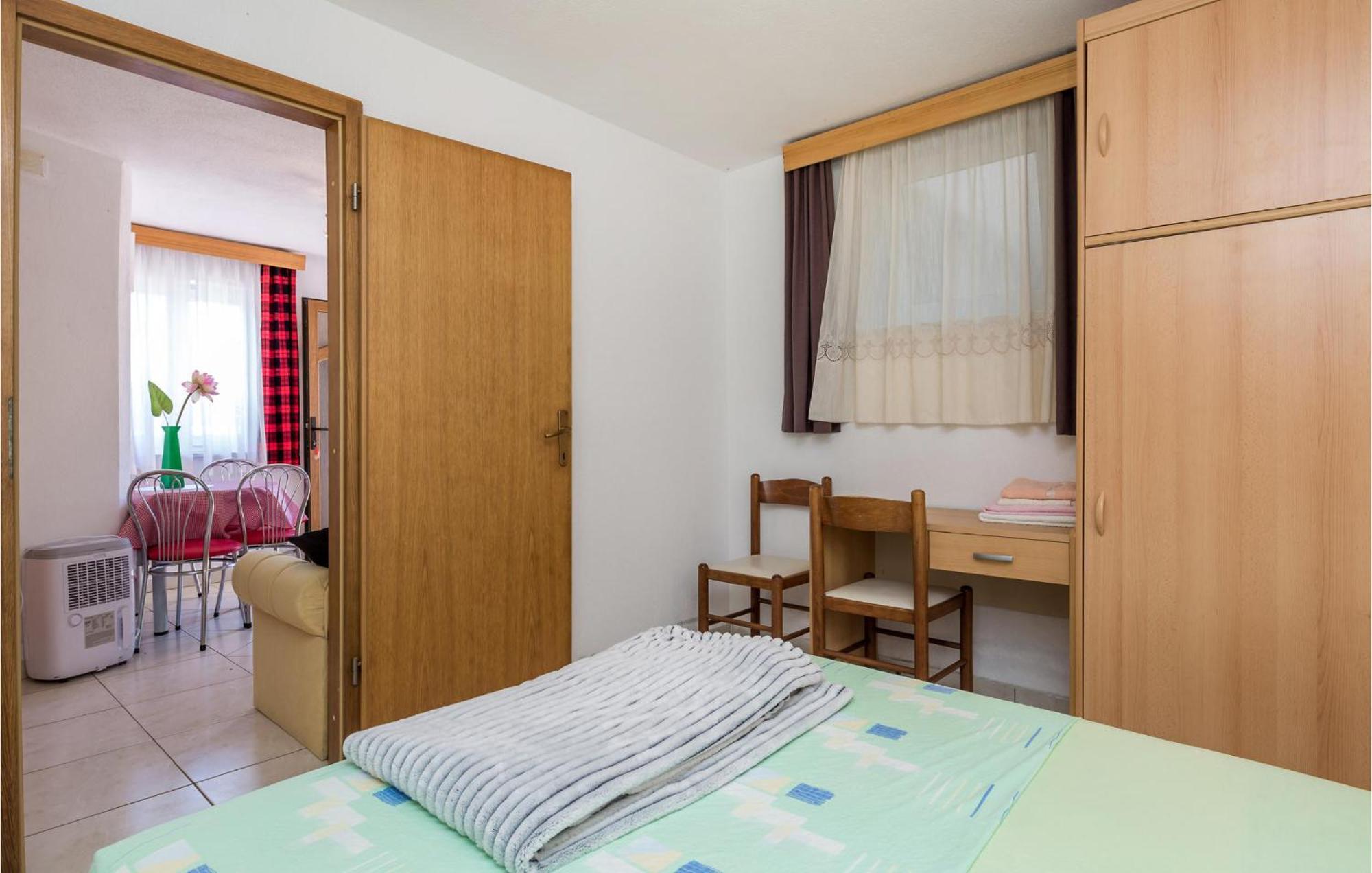 Beach Front Apartment In Punta Kriza With Kitchen Exterior foto