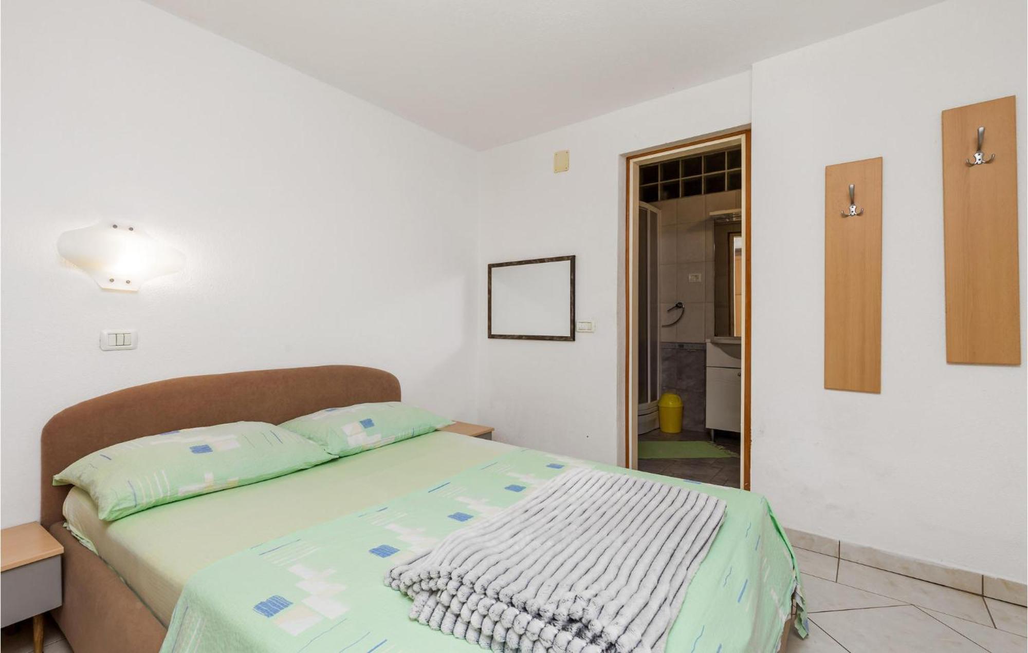 Beach Front Apartment In Punta Kriza With Kitchen Exterior foto
